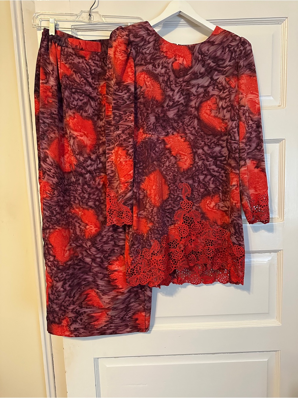 Women’s authentic handloom Kosa silk top & skirt